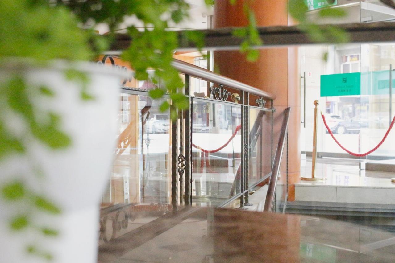 Hotel Avenue 新竹市 エクステリア 写真